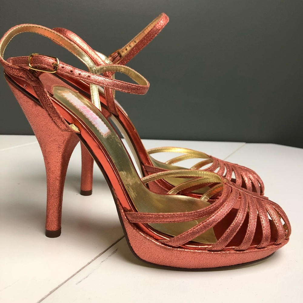 JLo Jennifer Lopez pink metallic heels 7.5